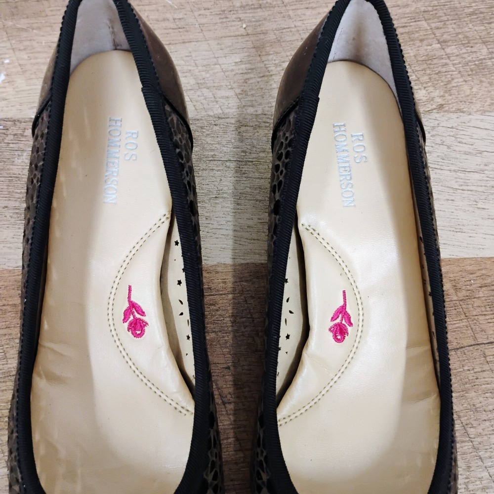 Ros Hommerson Trisha Womens Black Patent Leather Flowers Bow Dressy Flats 6N - Picture 8 of 10